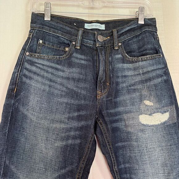 ‎Banana Republic distressed boyfriend jeans, 25s - Picture 9 of 13